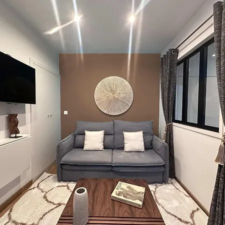 Welcoming Near Louvre Museum דירה